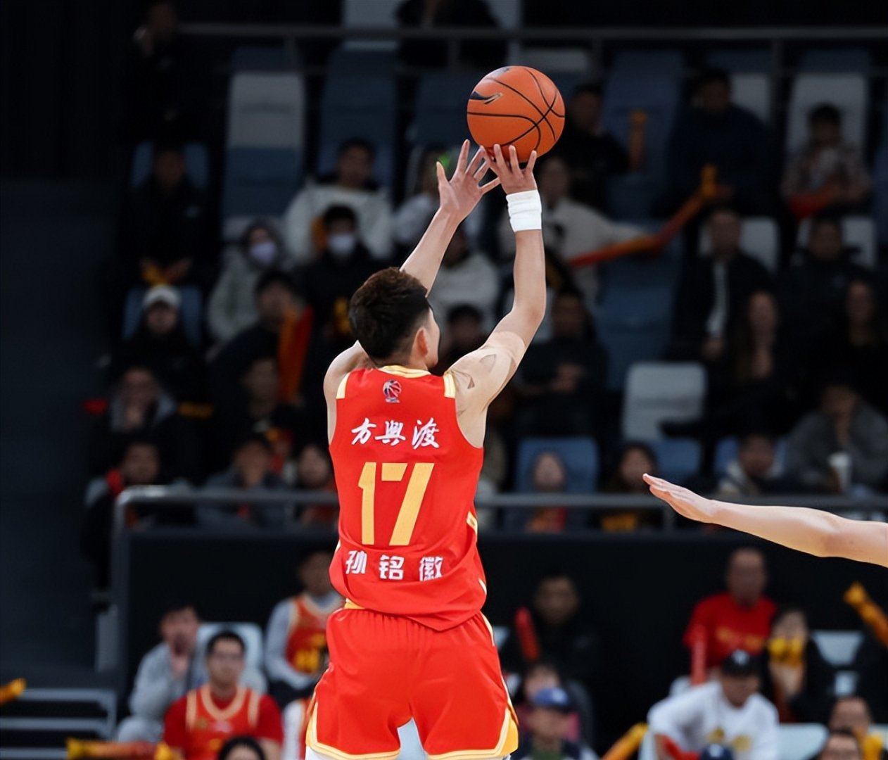 九游网站入口官网-关于犹他爵士发布备战花絮，冲刺阶段回应争议，CBA季后赛任务艰巨，临场指挥获称赞的信息